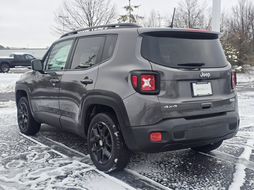 Used 2018 Jeep Renegade Latitude w/ Cold Weather Group image 5