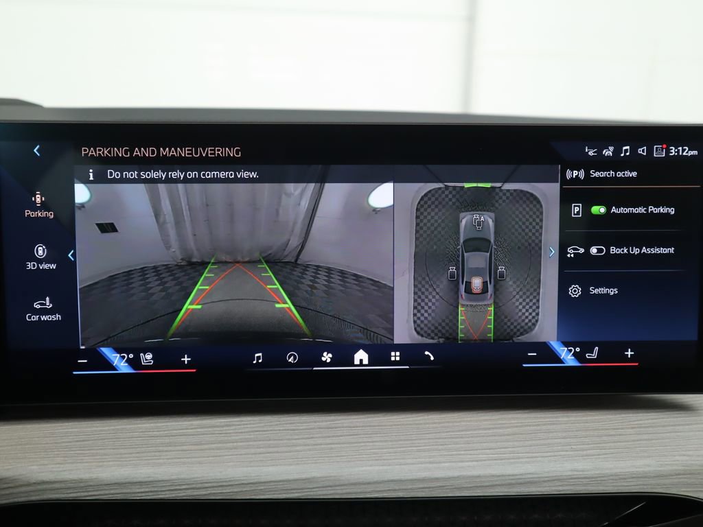 New 2026 BMW 330i Sedan w/ M Sport Package image 16