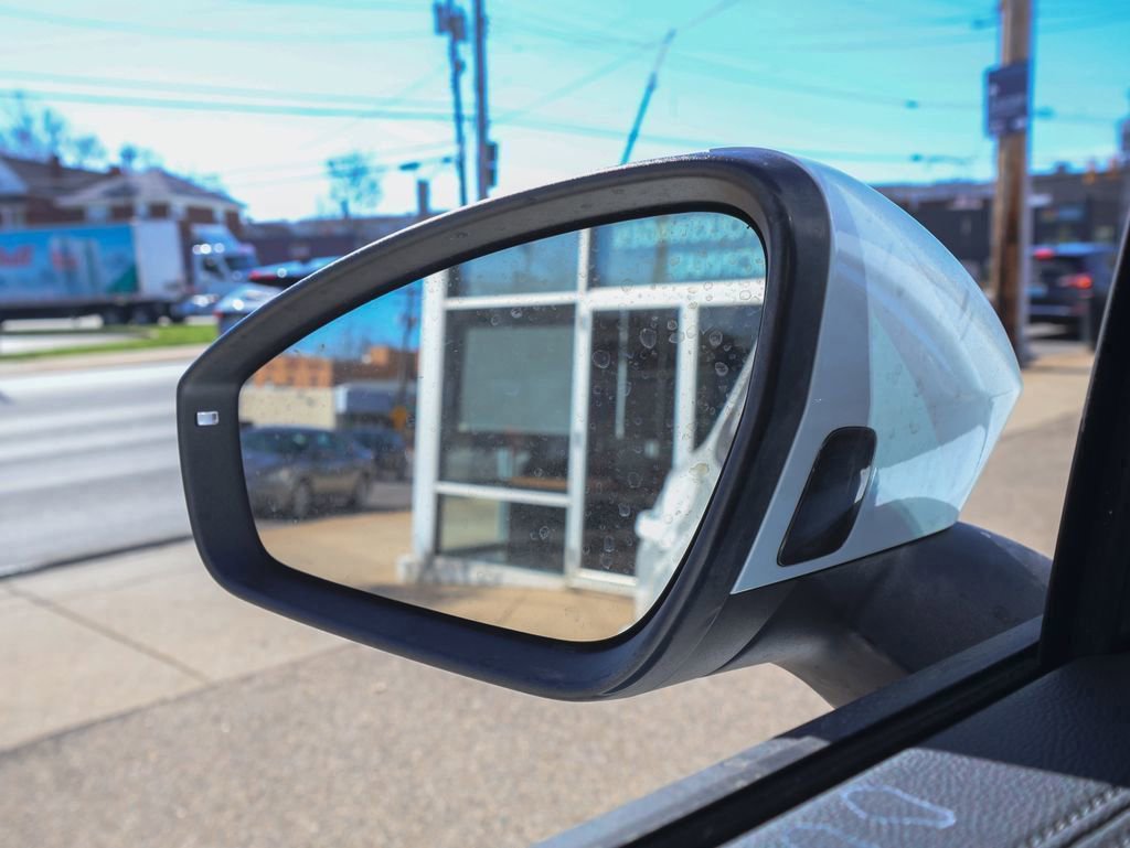 New 2026 Volkswagen Tiguan SE image 29