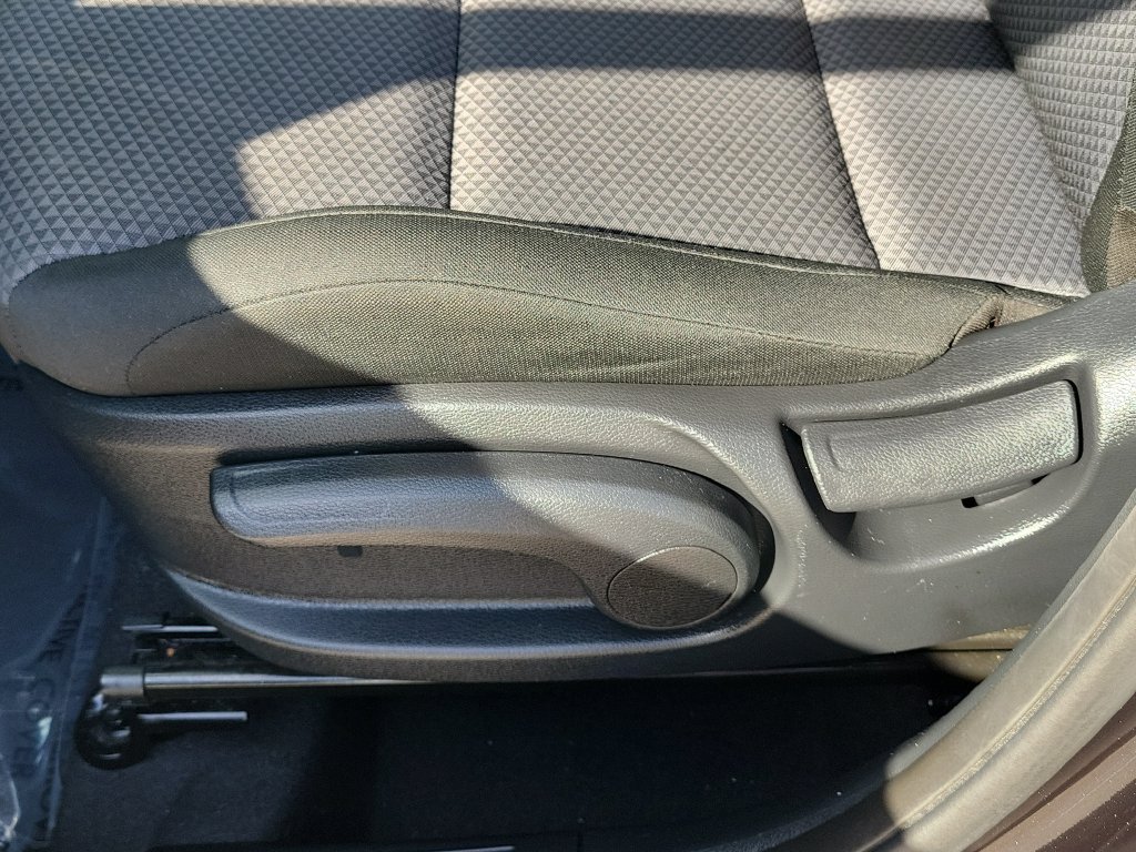 Certified 2025 Kia Soul LX FWD image 22