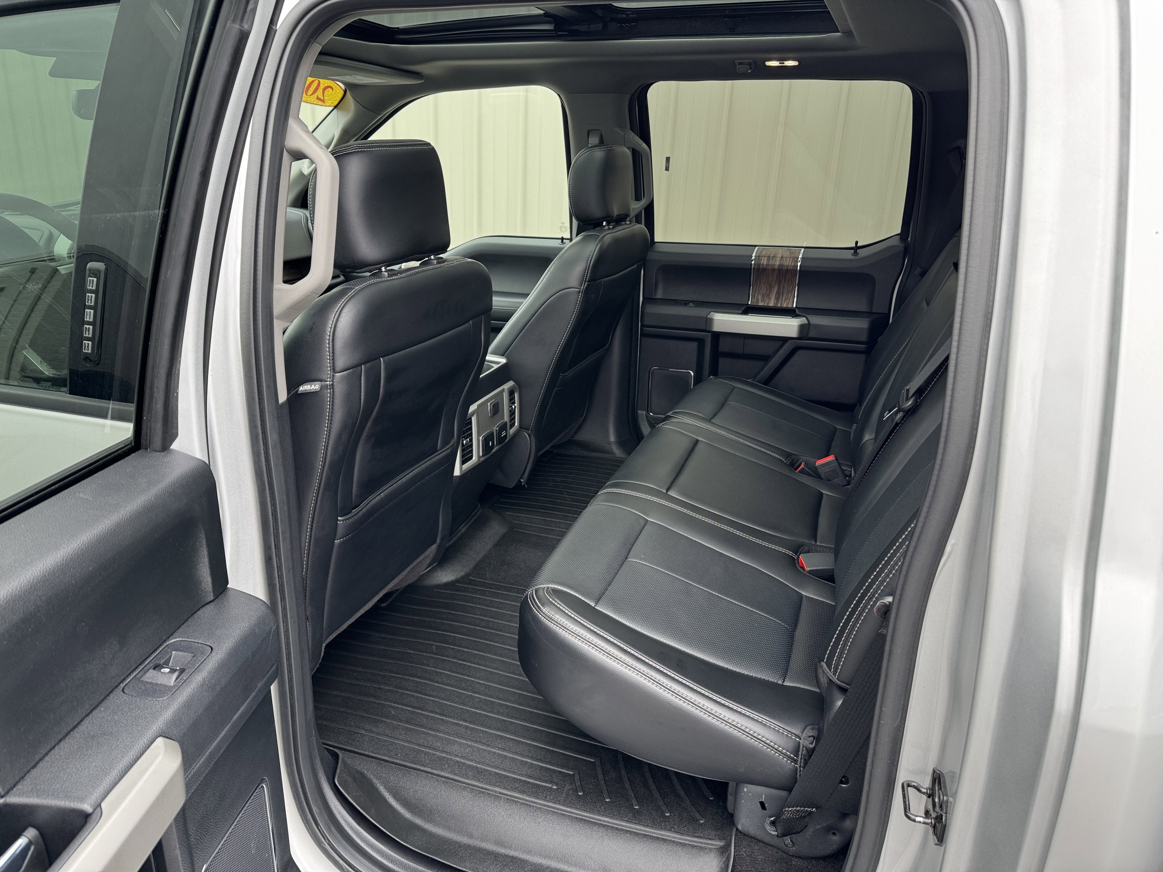 Used 2018 Ford F150 Lariat AWD/4WD image 34