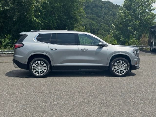 New 2027 GMC Acadia Denali w/ LPO, Floor Liner Package AWD/4WD image 8