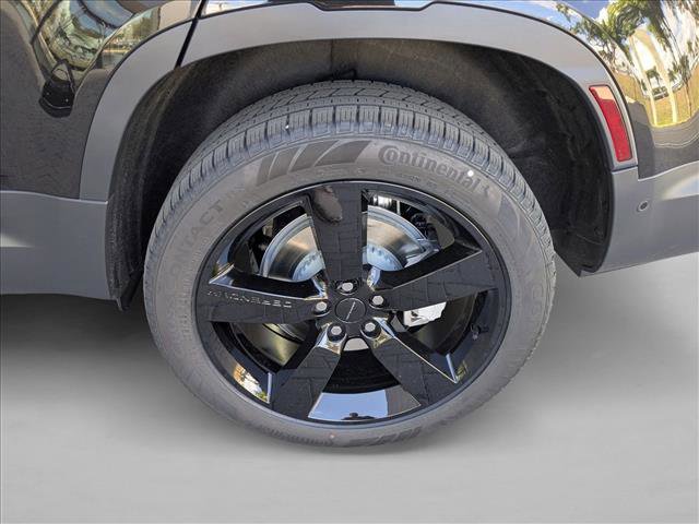 New 2026 Land Rover Defender 130 S image 10