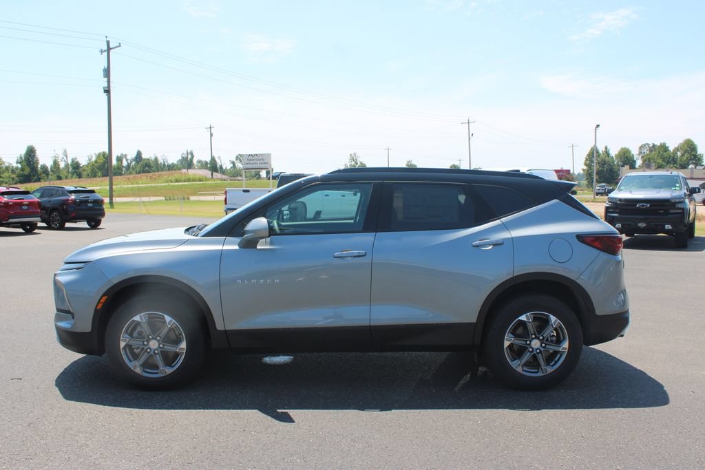 New 2026 Chevrolet Blazer LT w/ Convenience Package FWD image 6
