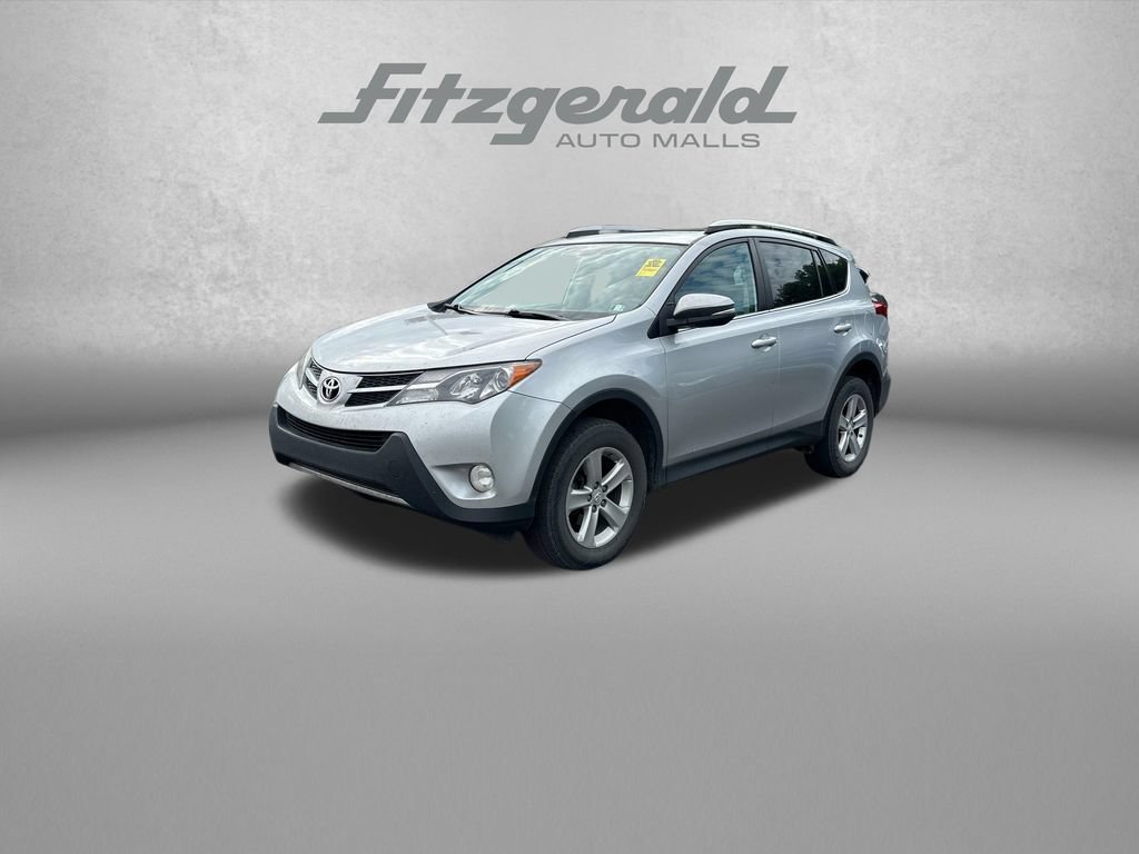 Used 2014 Toyota RAV4 XLE AWD/4WD image 3