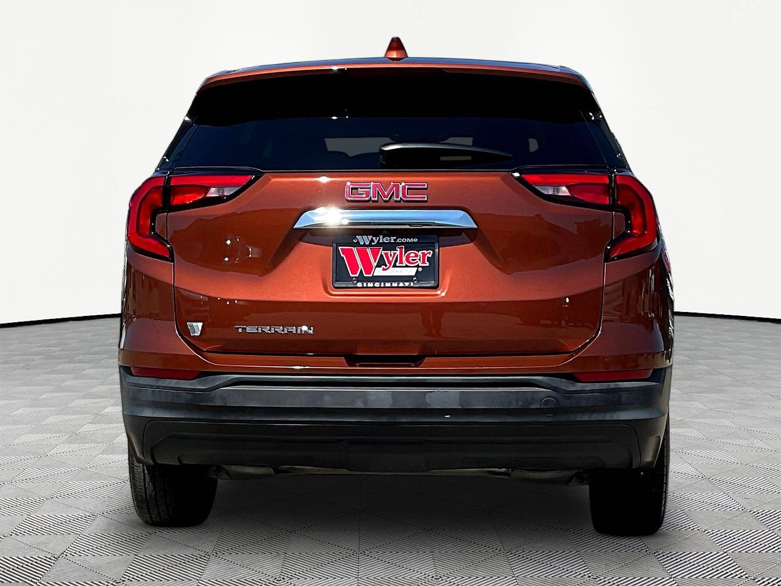 Used 2019 GMC Terrain SLE FWD image 5