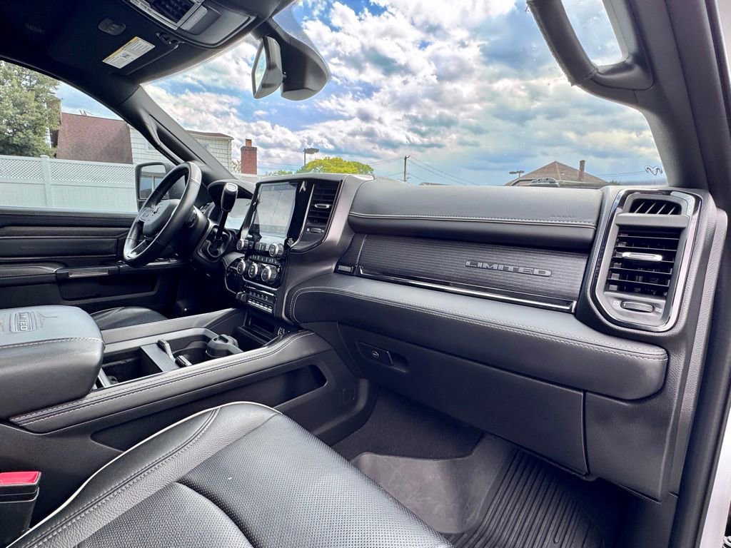 Certified 2023 RAM 3500 Limited w/ Night Edition AWD/4WD image 17