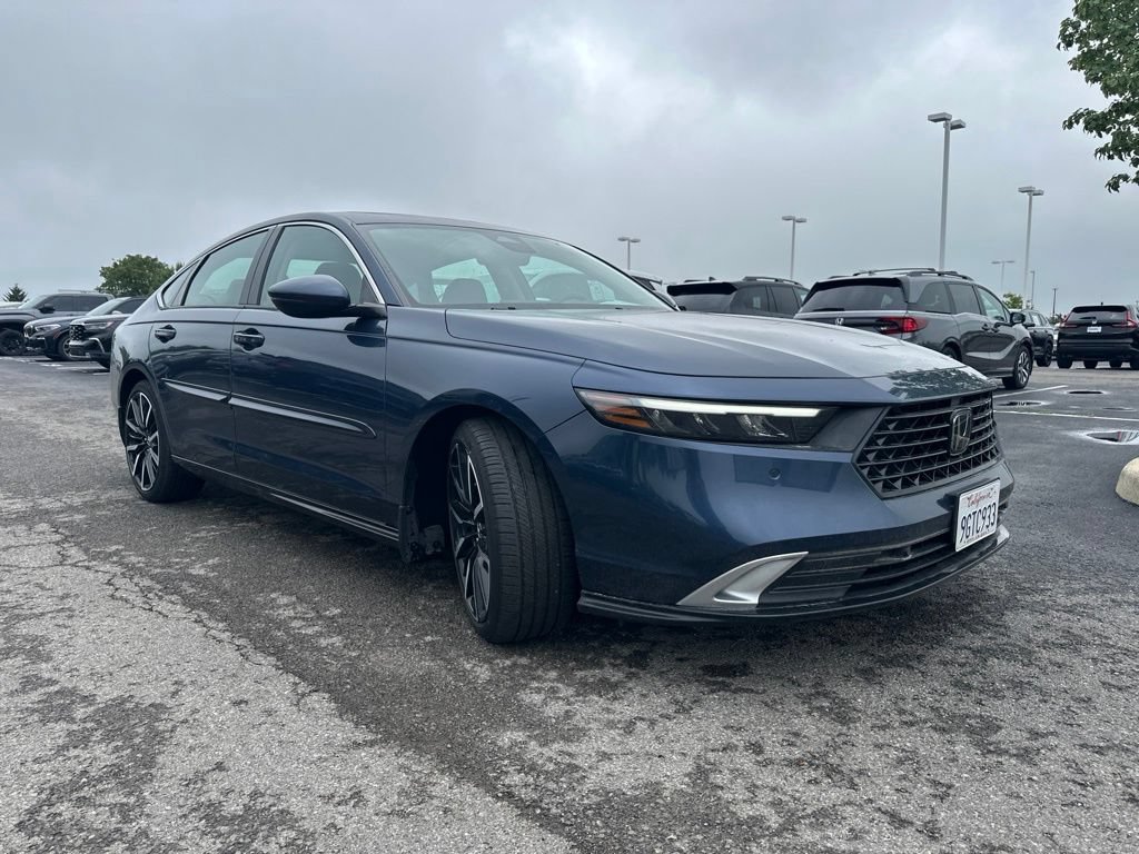 Used 2023 Honda Accord Touring image 13
