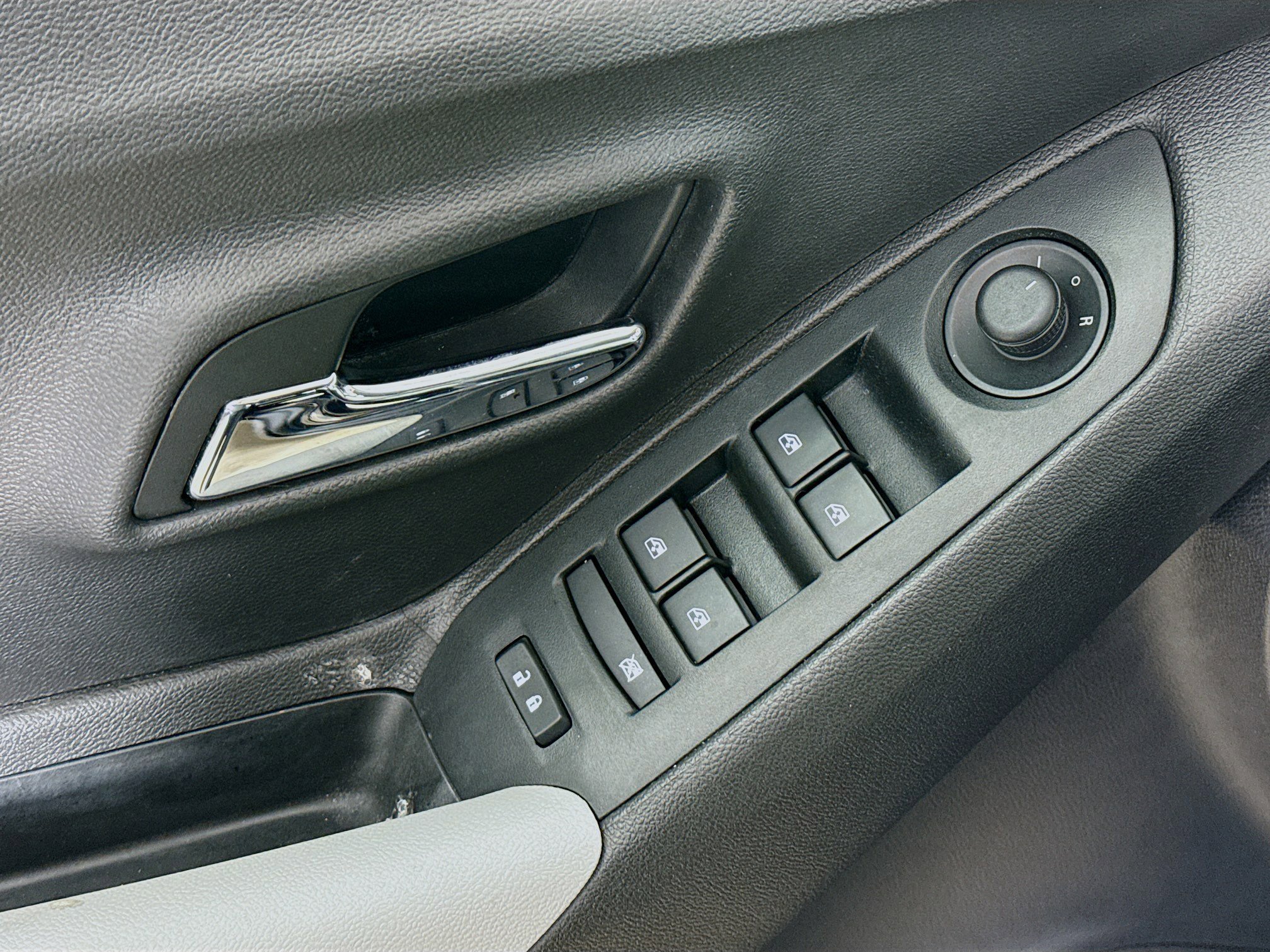 Used 2020 Chevrolet Trax LS image 20