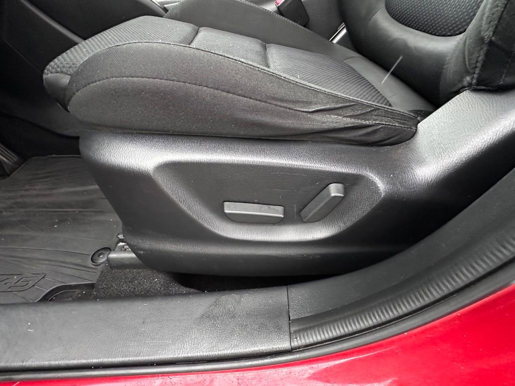 Used 2016 MAZDA CX-5 Touring w/ Bose/Moonroof Package image 18