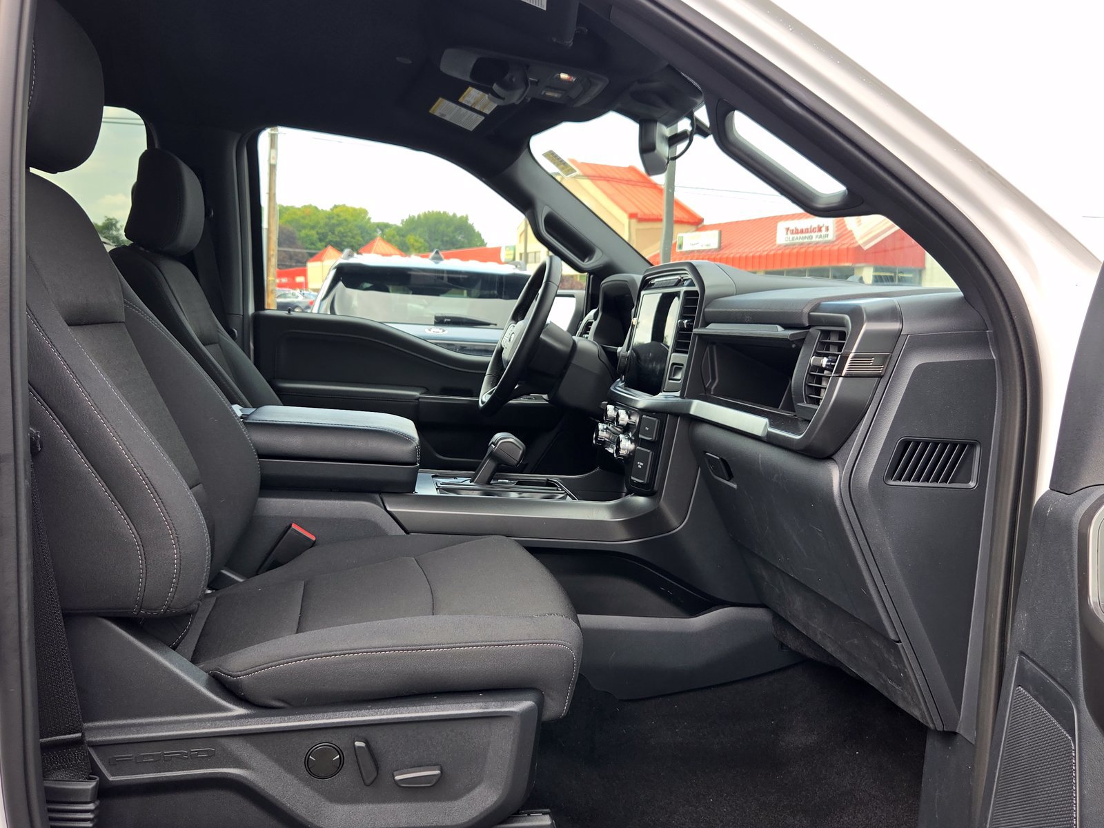Used 2024 Ford F150 XLT w/ Equipment Group 302A MID AWD/4WD image 34