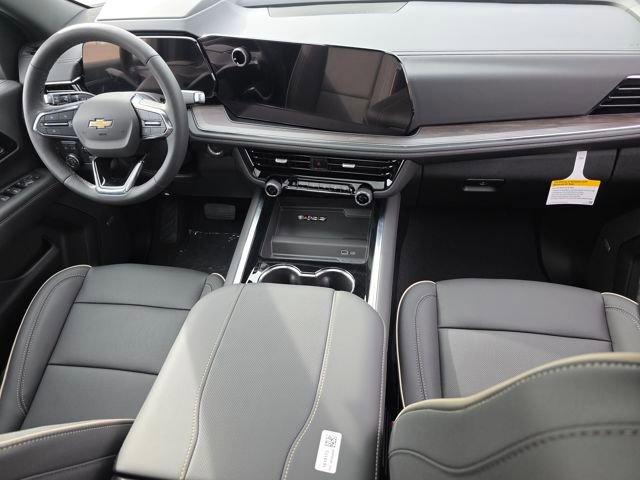 New 2026 Chevrolet Suburban Premier image 27