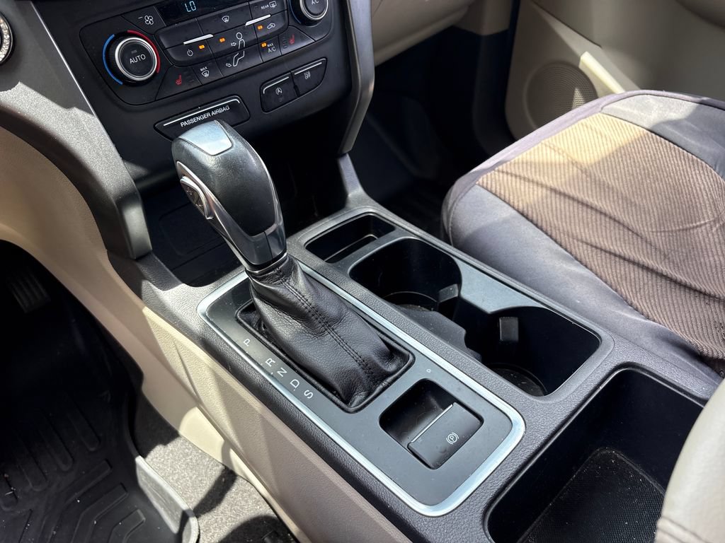 Used 2019 Ford Escape SEL FWD image 26