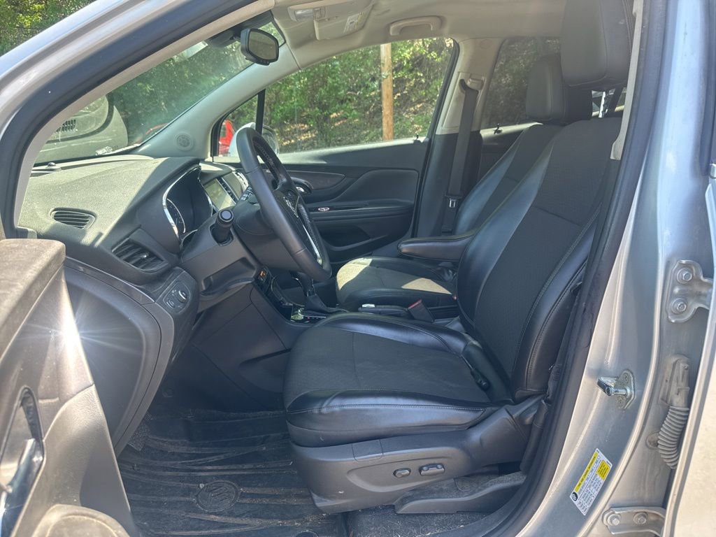 Used 2020 Buick Encore Preferred w/ Safety Package image 14