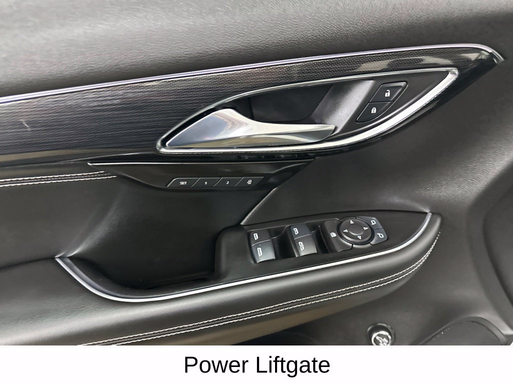 Used 2022 Buick Envision Essence w/ Safety Package AWD/4WD image 37