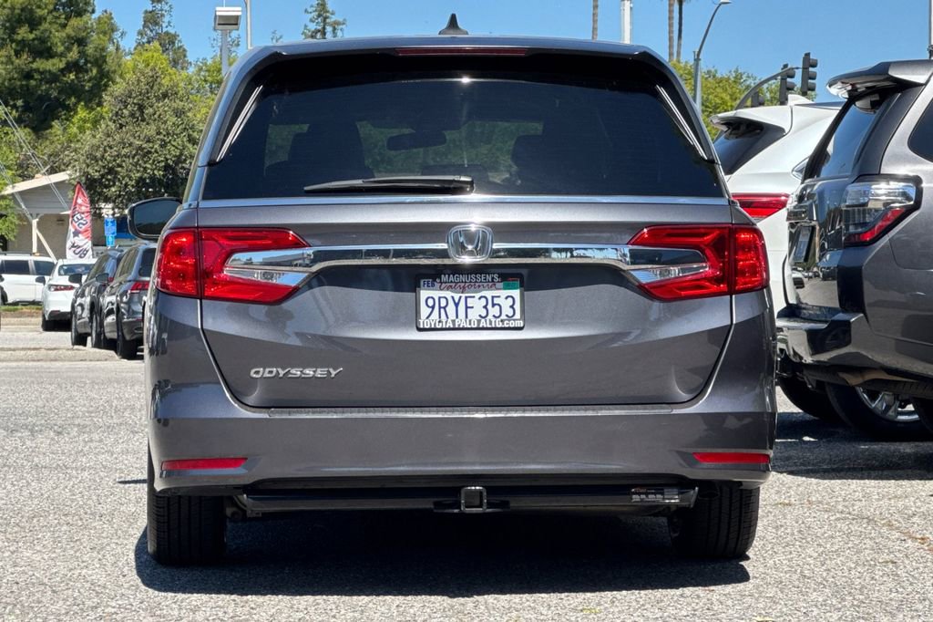 Used 2018 Honda Odyssey EX image 4
