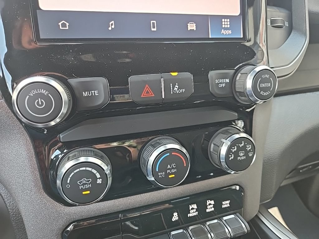 New 2027 RAM 1500 Express AWD/4WD image 64