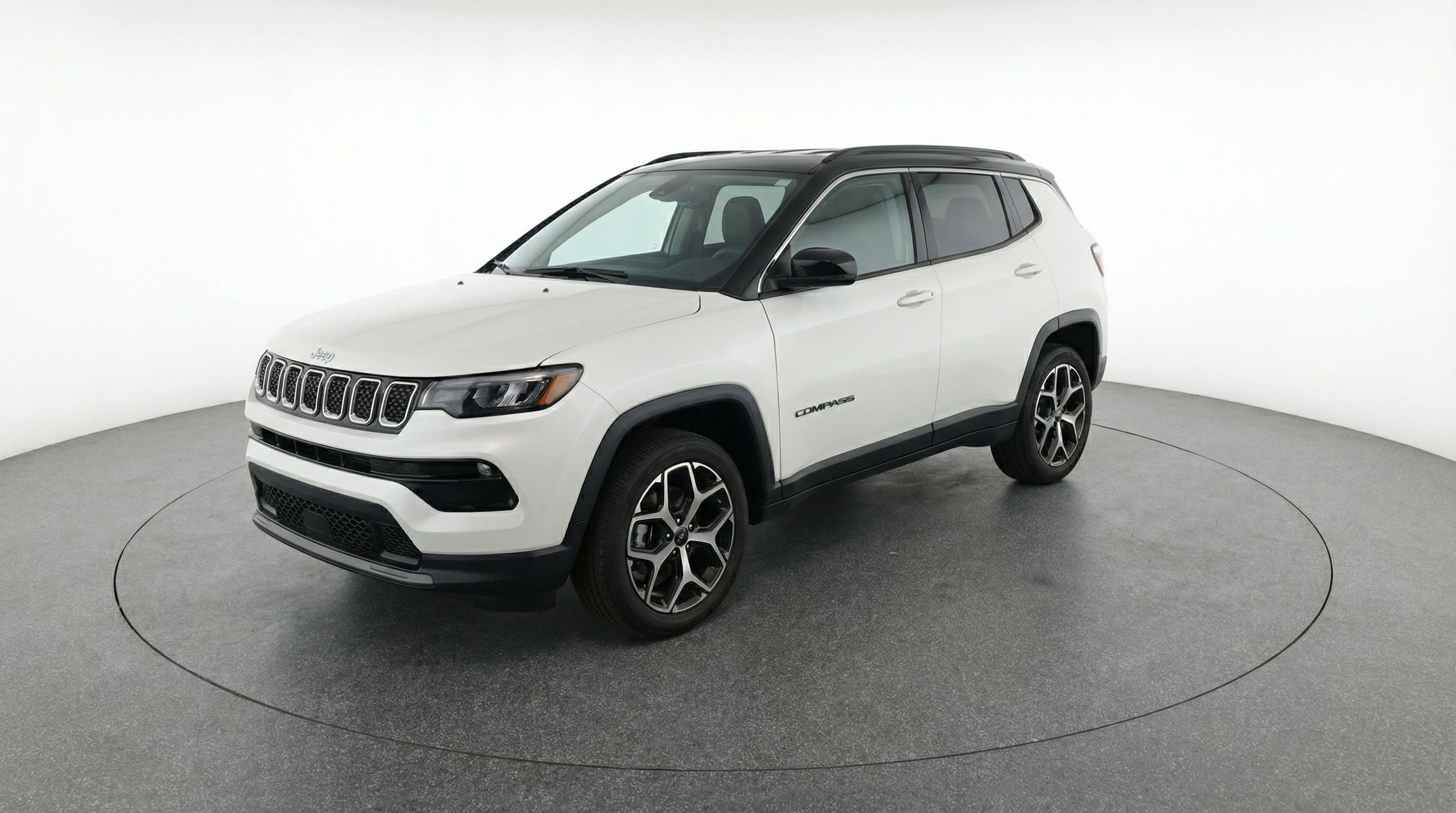 Used 2025 Jeep Compass Limited AWD/4WD image 3