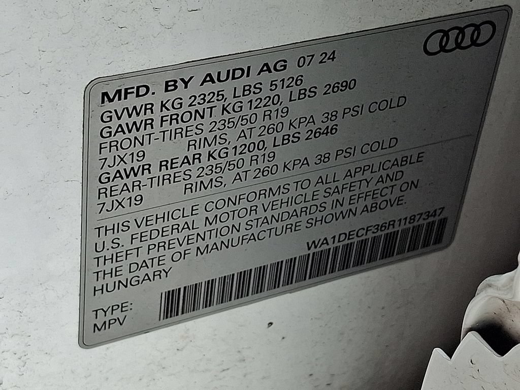 Used 2024 Audi Q3 2.0T Premium AWD/4WD image 25