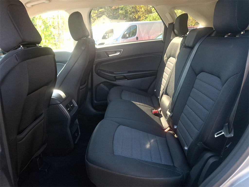 Used 2022 Ford Edge SE image 14