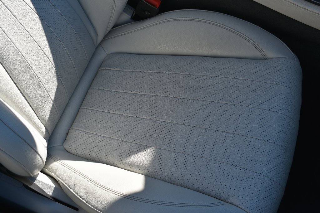 Used 2023 Mercedes-Benz E 350 4MATIC Sedan w/ Premium Package image 25