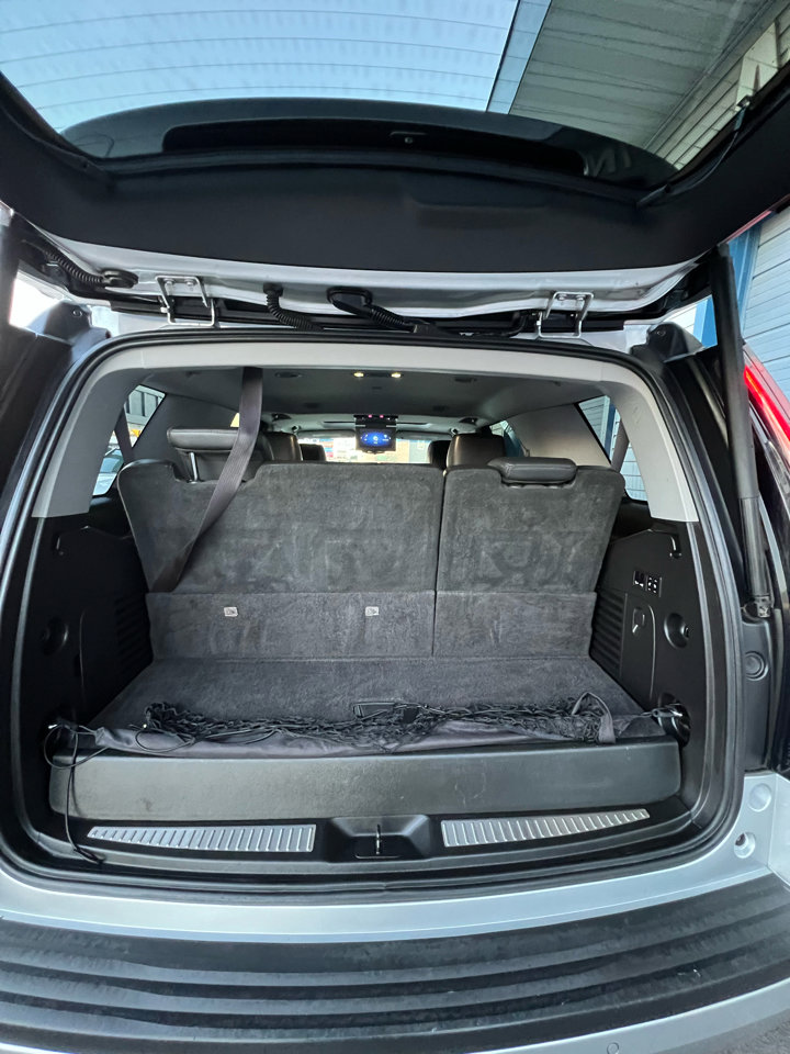 Used 2017 Cadillac Escalade Luxury image 6