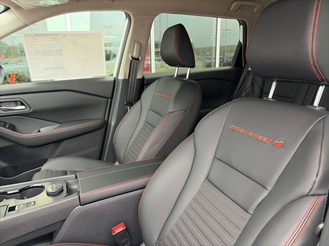 New 2026 Nissan Rogue Rock Creek image 10