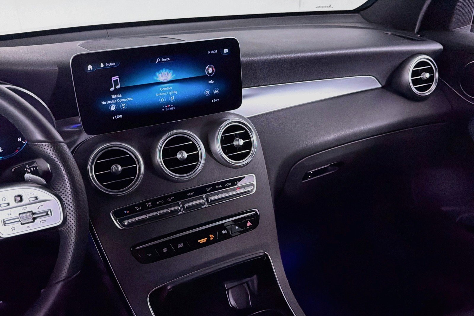 Certified 2022 Mercedes-Benz GLC 300 image 21