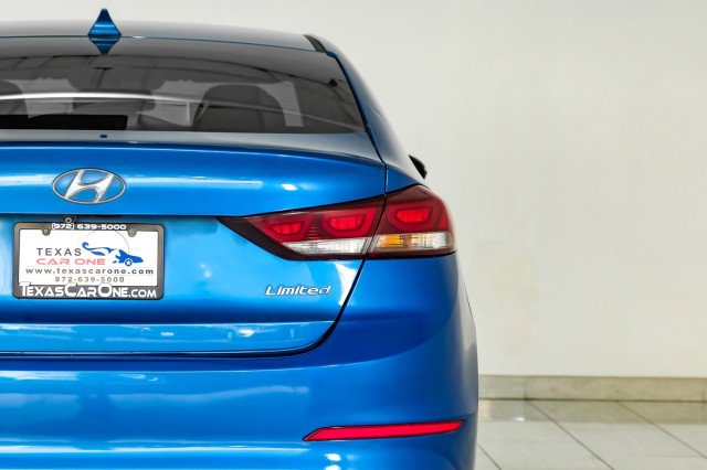 Used 2017 Hyundai Elantra Limited image 42