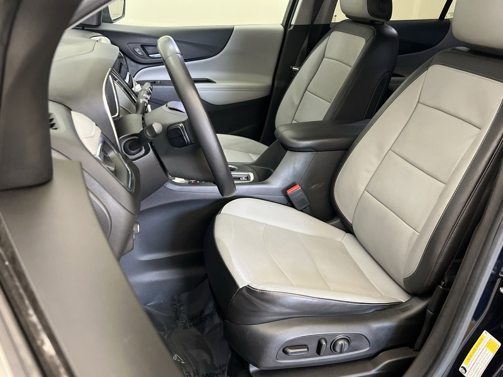 Used 2021 Chevrolet Equinox Premier image 11