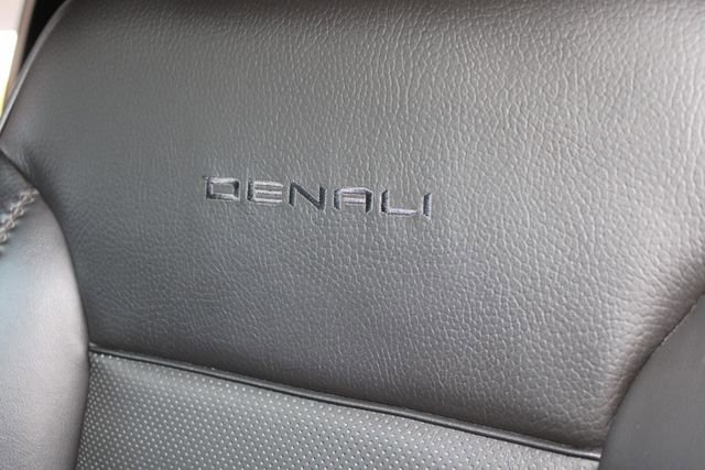 Used 2024 GMC Sierra 3500 Denali w/ Denali Reserve Package image 28