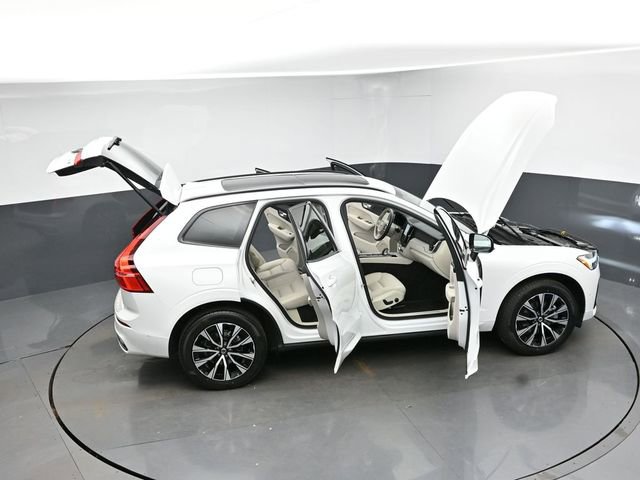 Used 2024 Volvo XC60 B5 Plus w/ Protection Package Premier image 48