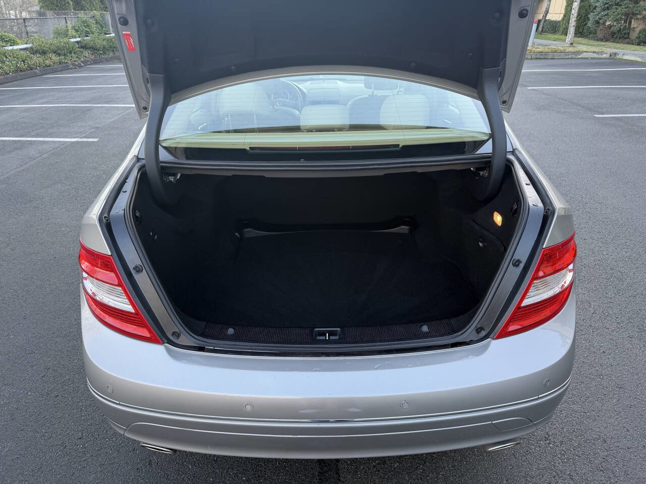 Used 2008 Mercedes-Benz C 300 Luxury image 7