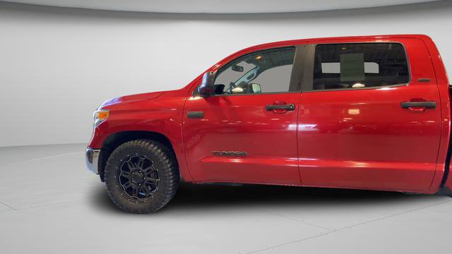Used 2016 Toyota Tundra SR5 w/ SR5 Upgrade Package AWD/4WD image 25