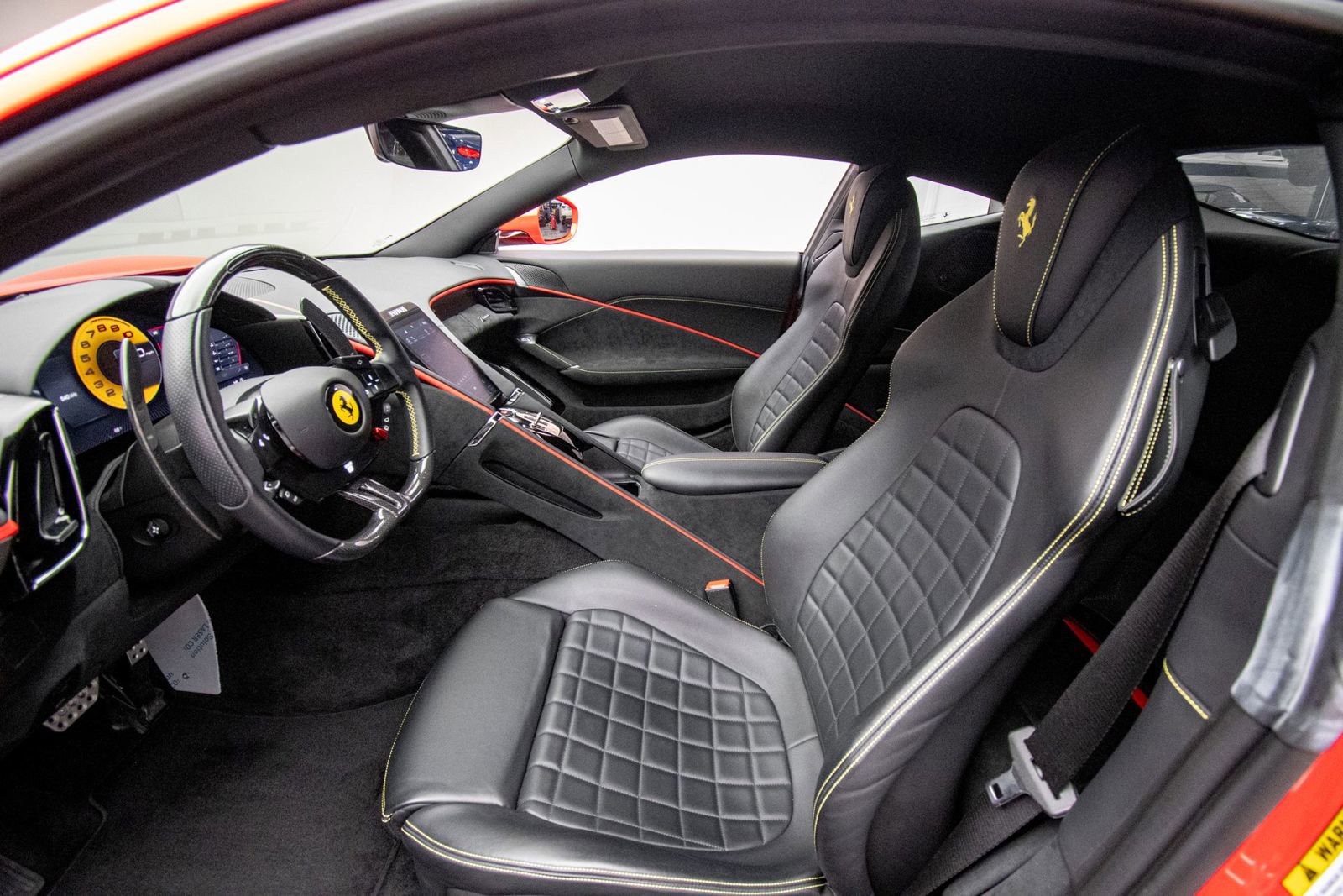Used 2022 Ferrari Roma RWD image 13