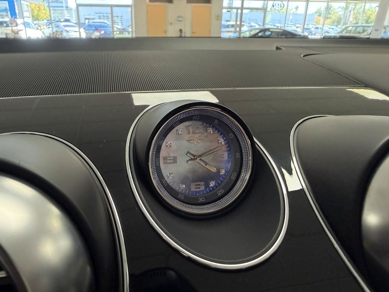 Used 2018 Bentley Bentayga AWD/4WD image 14