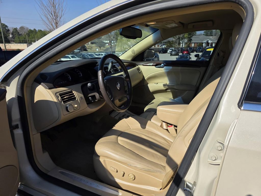 Used 2011 Buick Lucerne CXL w/ Driver Confidence Package image 19