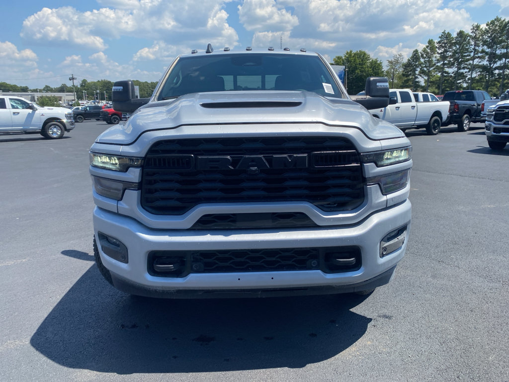 New 2026 RAM 2500 Tradesman AWD/4WD image 2
