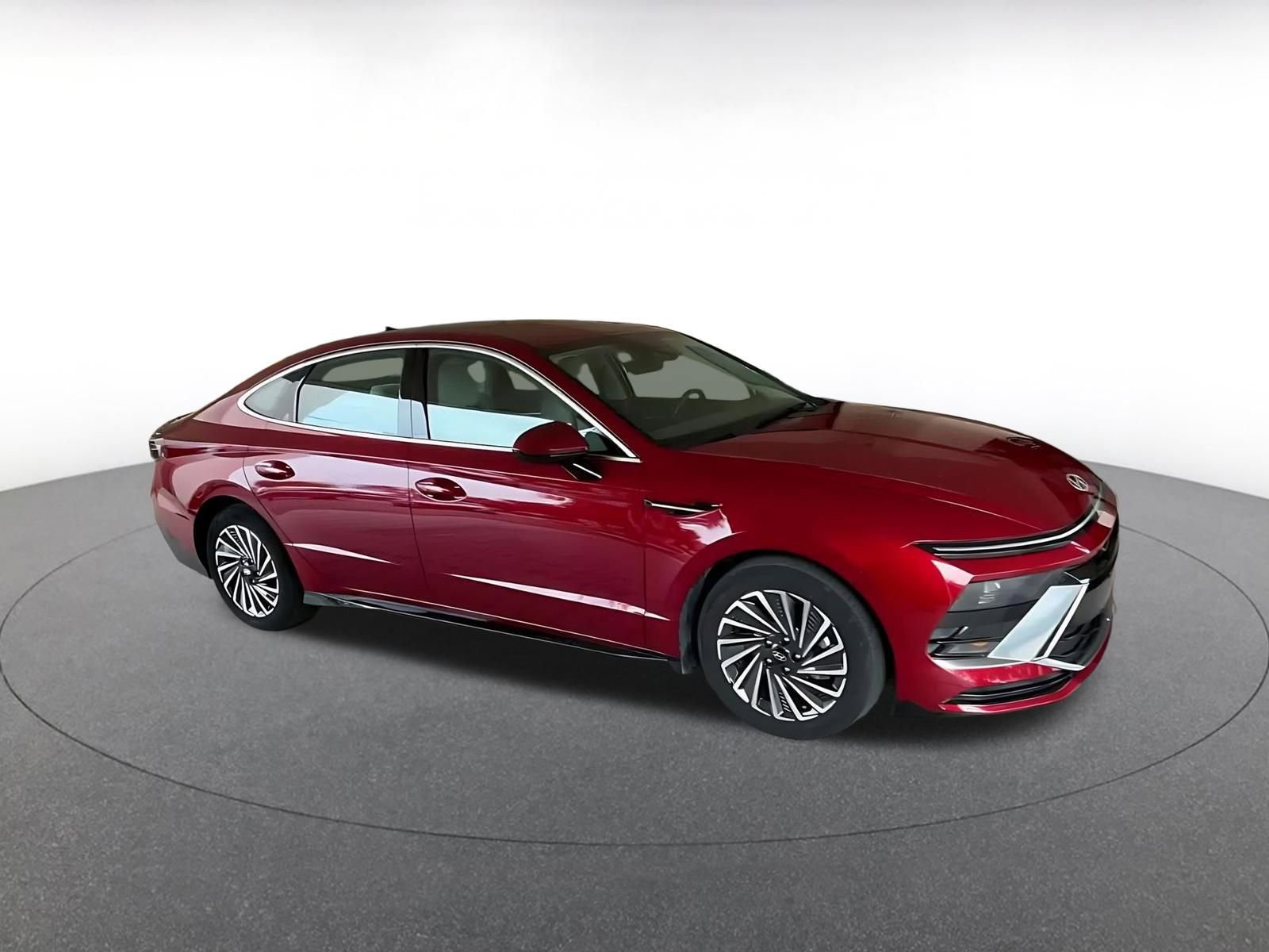 Used 2025 Hyundai Sonata SEL image 2