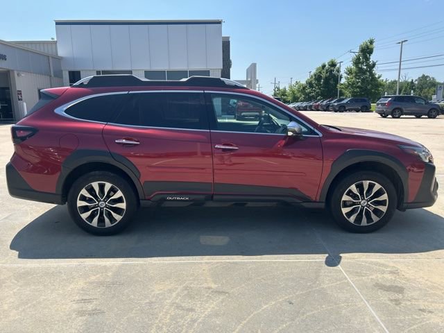 Used 2024 Subaru Outback Touring AWD/4WD image 3