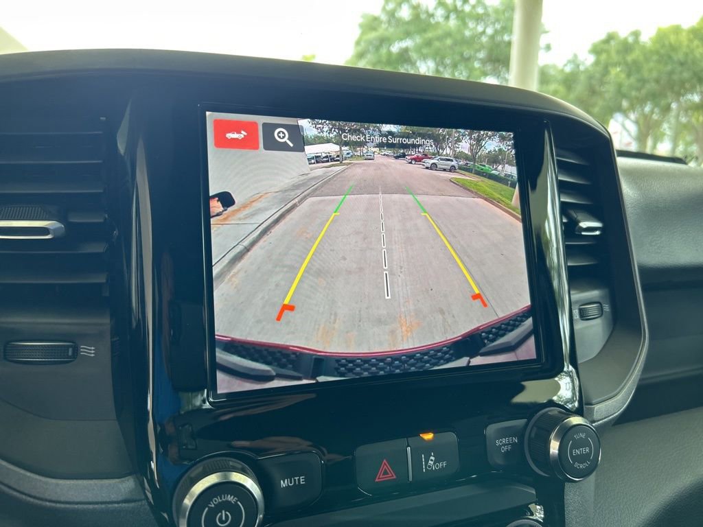 New 2025 RAM 1500 Tradesman AWD/4WD image 9
