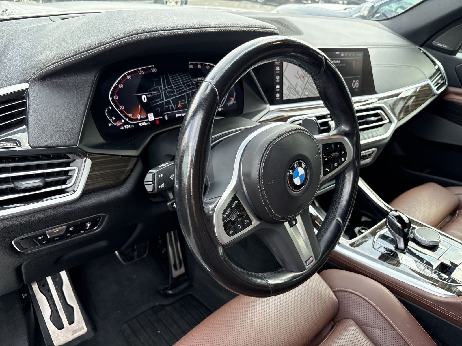 Used 2023 BMW X5 xDrive40i w/ M Sport Package AWD/4WD image 16