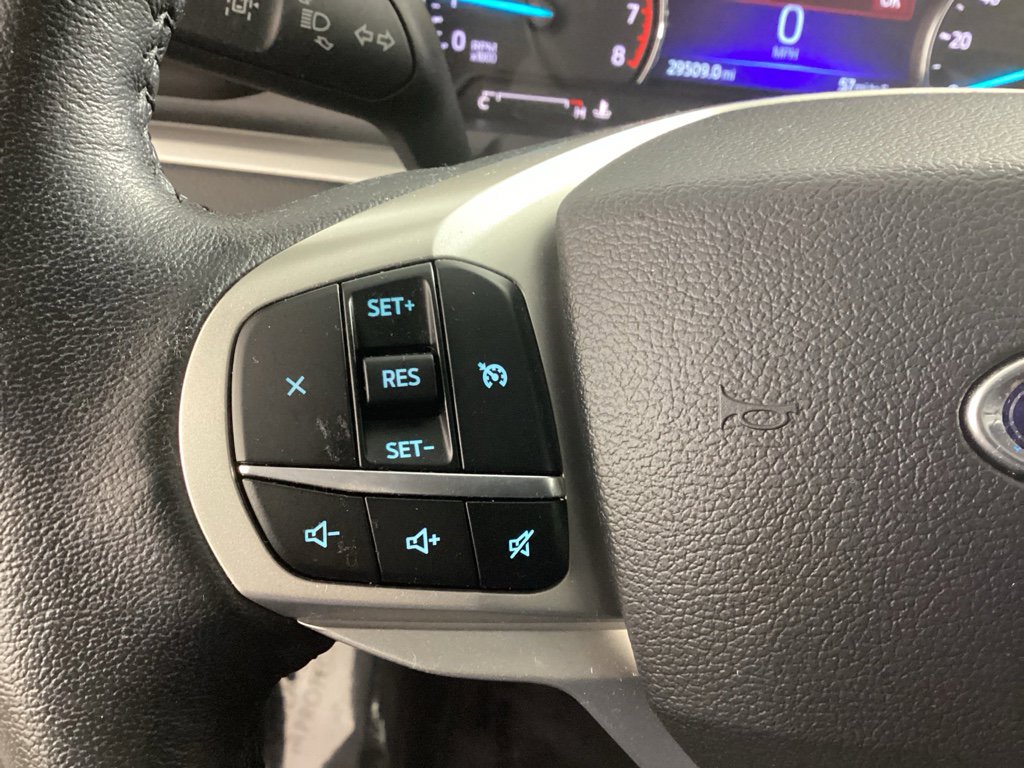 Used 2023 Ford Explorer XLT w/ Equipment Group 202A image 25