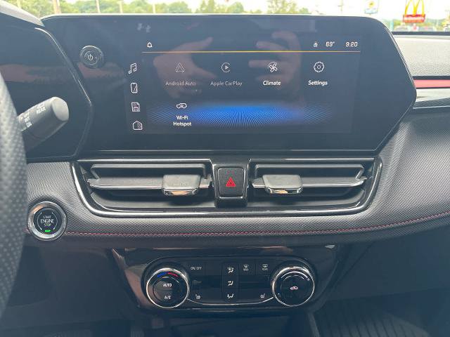Used 2025 Chevrolet TrailBlazer RS w/ Convenience Package AWD/4WD image 24