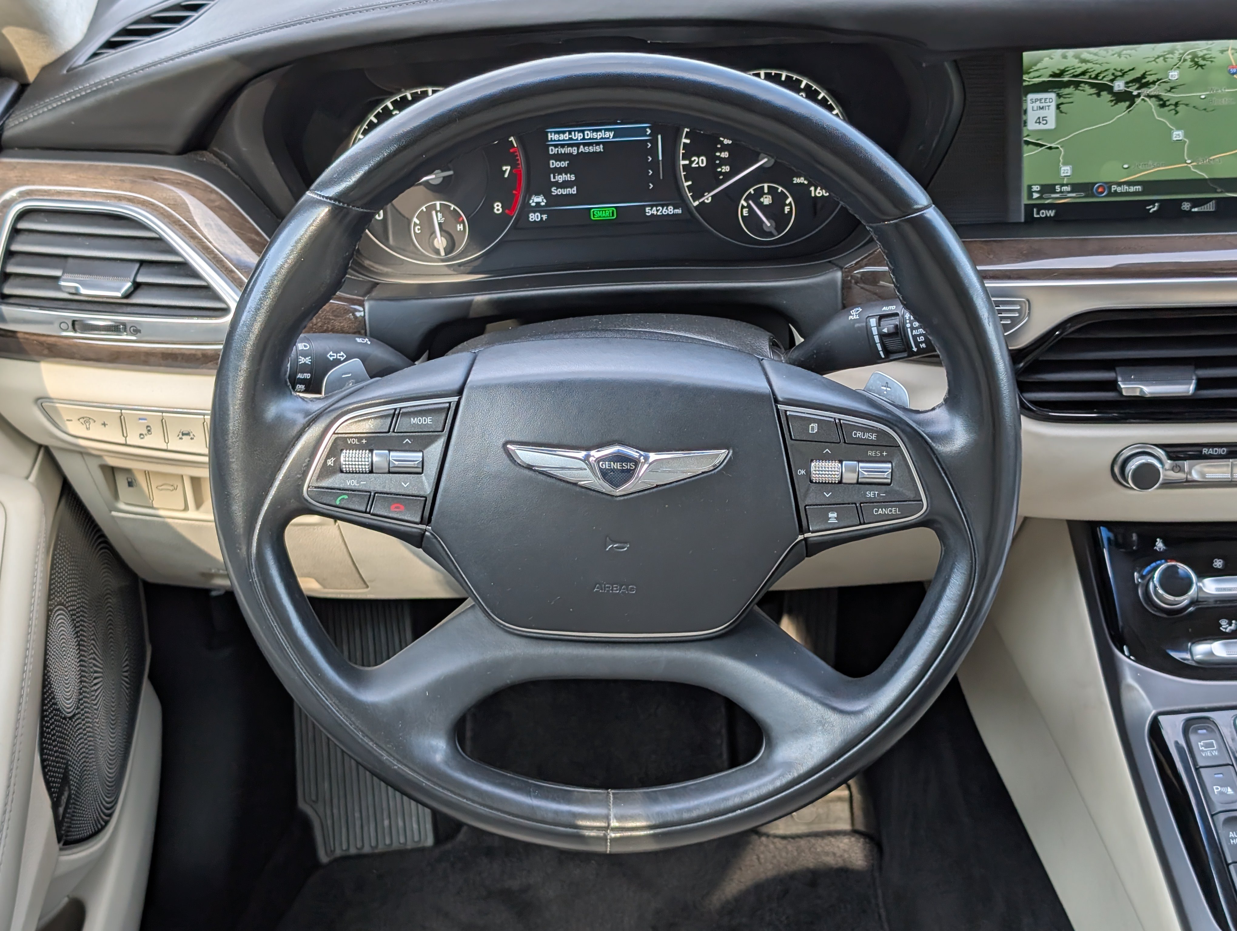 Used 2018 Genesis G90 3.3T Premium RWD image 23
