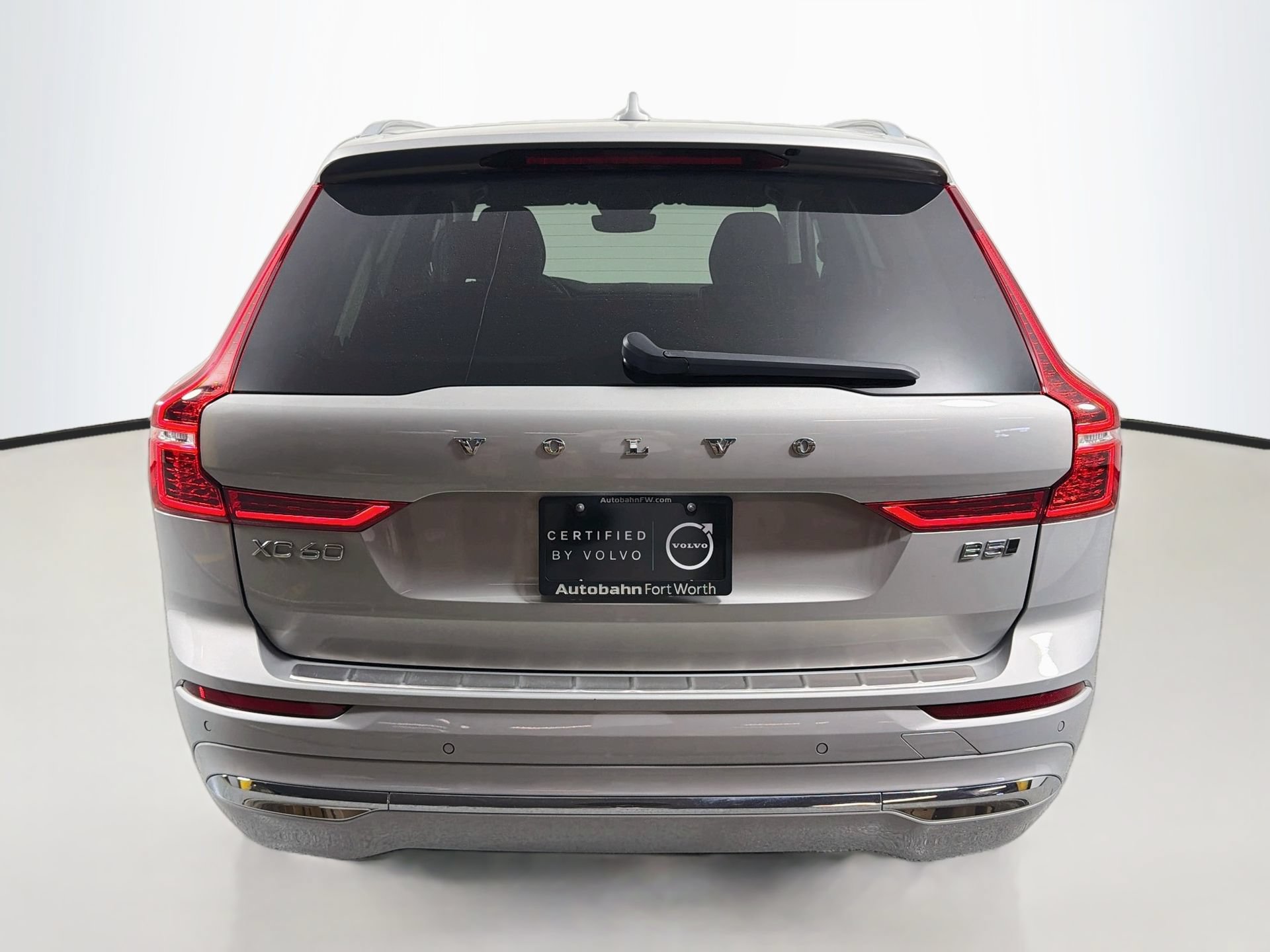 Used 2023 Volvo XC60 B5 Ultimate AWD/4WD image 7