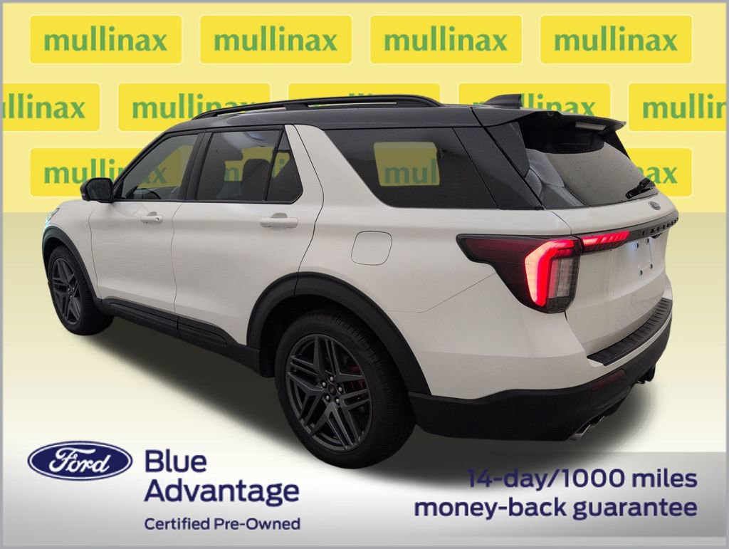 Used 2025 Ford Explorer ST w/ Sun And Sound Package image 9