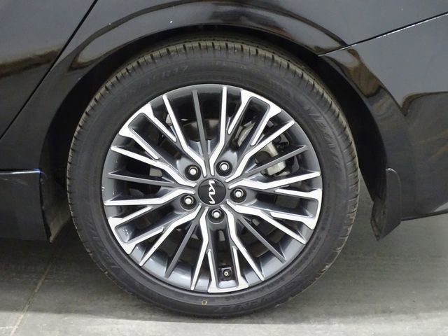 Certified 2024 Kia Forte GT-Line w/ GT-Line Premium Package image 46