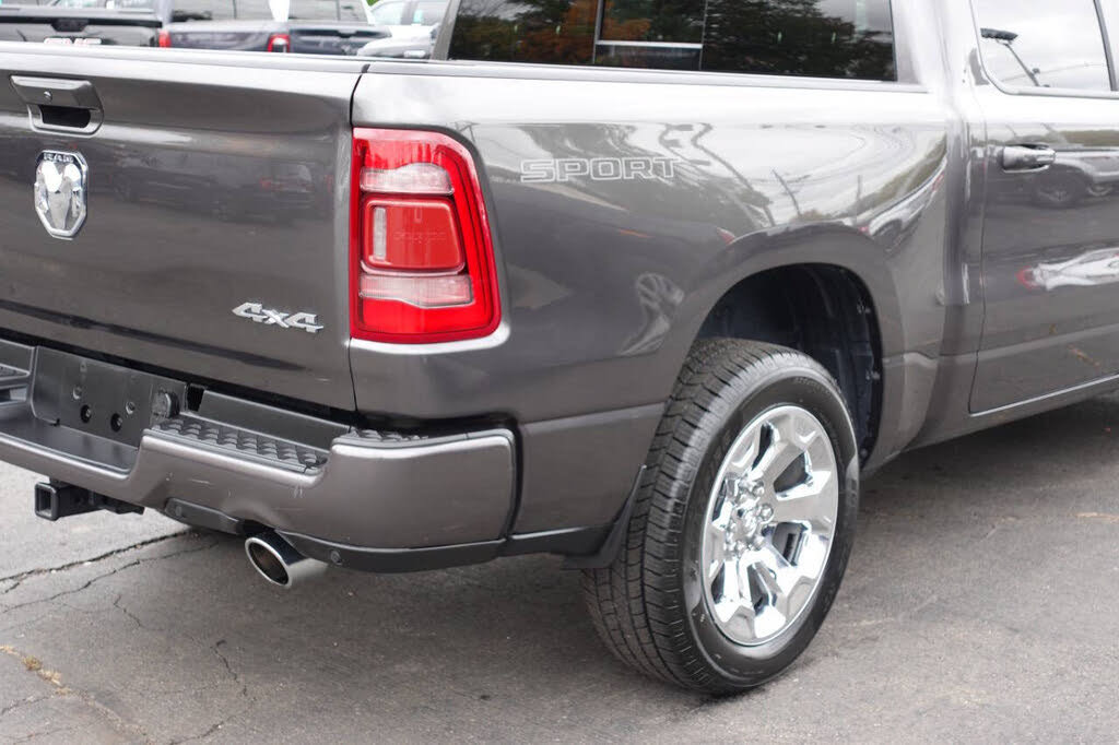 Used 2022 RAM 1500 Big Horn AWD/4WD image 11
