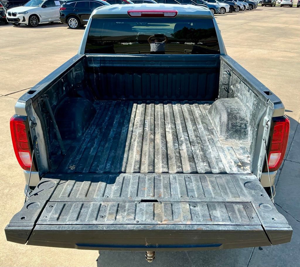 Used 2025 GMC Sierra 1500 Elevation AWD/4WD image 19